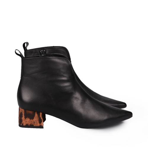 Γυναικείο Μποτάκι DESIREE...